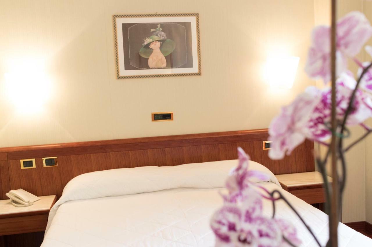 Palace Hotel Civitanova Marche Eksteriør billede