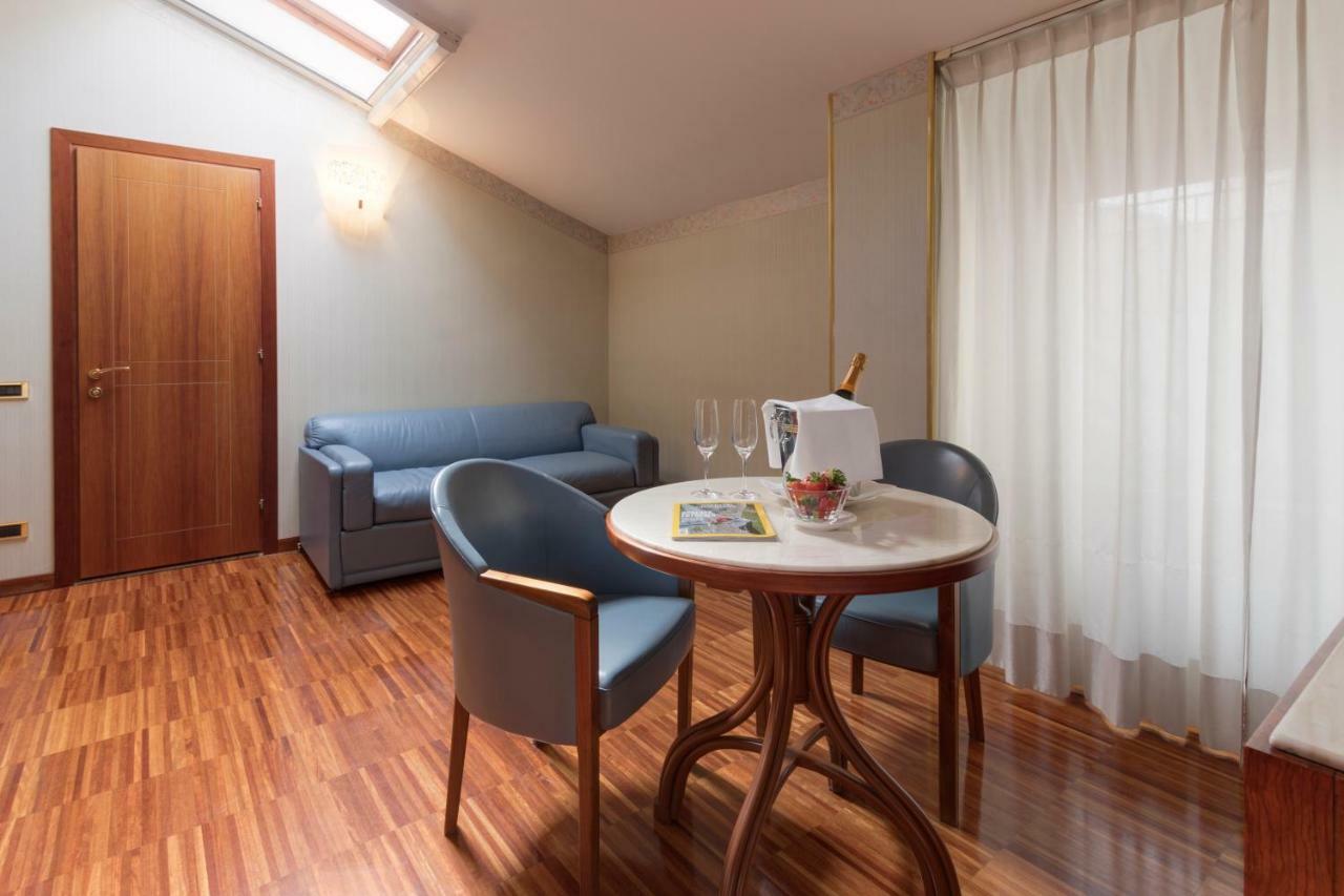Palace Hotel Civitanova Marche Eksteriør billede